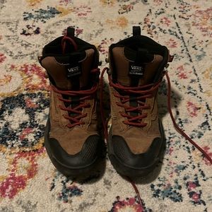 VANS Ultra Range Hiking Boot
